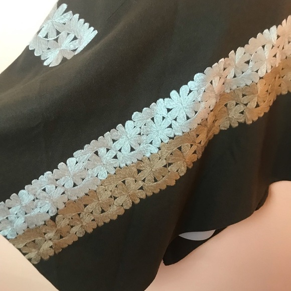 Olga Fisch Brown Floral Embroidered Wool Poncho OS - Picture 2 of 7
